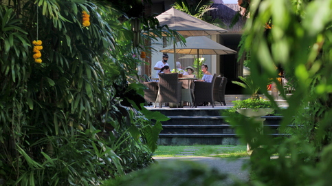 Beach club at Mahagiri Resort Nusa Lembongan